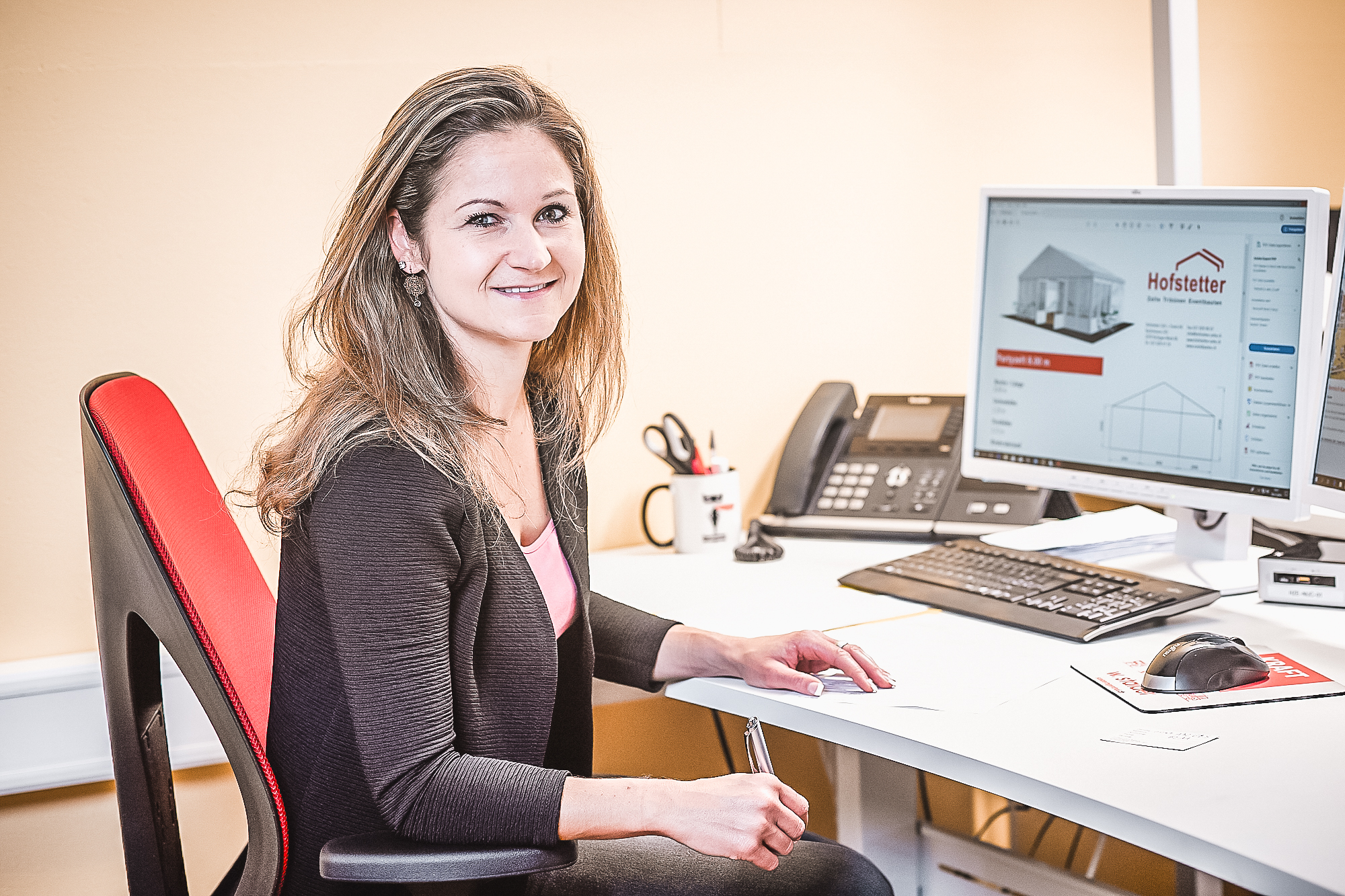 janeski_CF070903 1_Fuhrer_Priska.jpg janeski_CF070903 1_Fuhrer_Priska